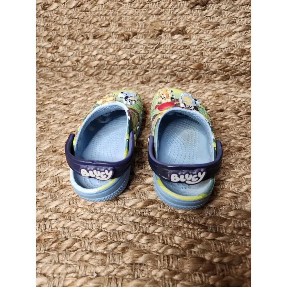CROCS product pair